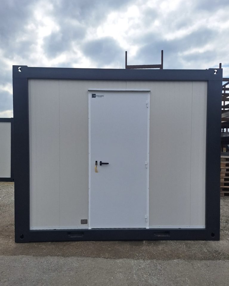 a9fe6122-37ef-4700-90e9-28d53e9d685f